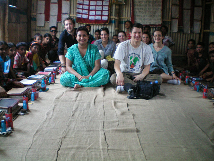Dr. Farhana Sultana and students of Syracuse University during a field course in Dhaka, Bangladesh, 2010